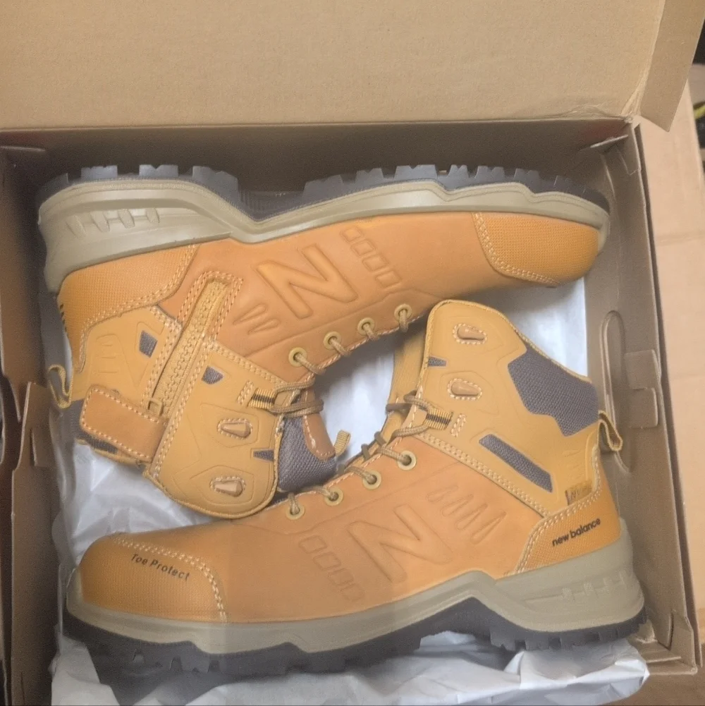 New Balance Men's Contour Safety Boot-  Wheat Size 10